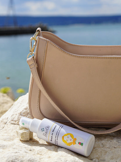 Вода от Невен - Нежна грижа при раздразнения и чувствителна кожа | PerfectOils